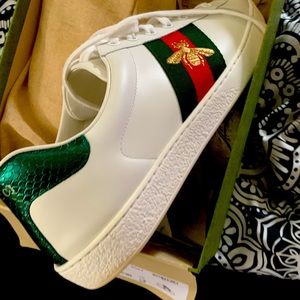Gucci Sneakers Mens Ace Embroidered Low Top